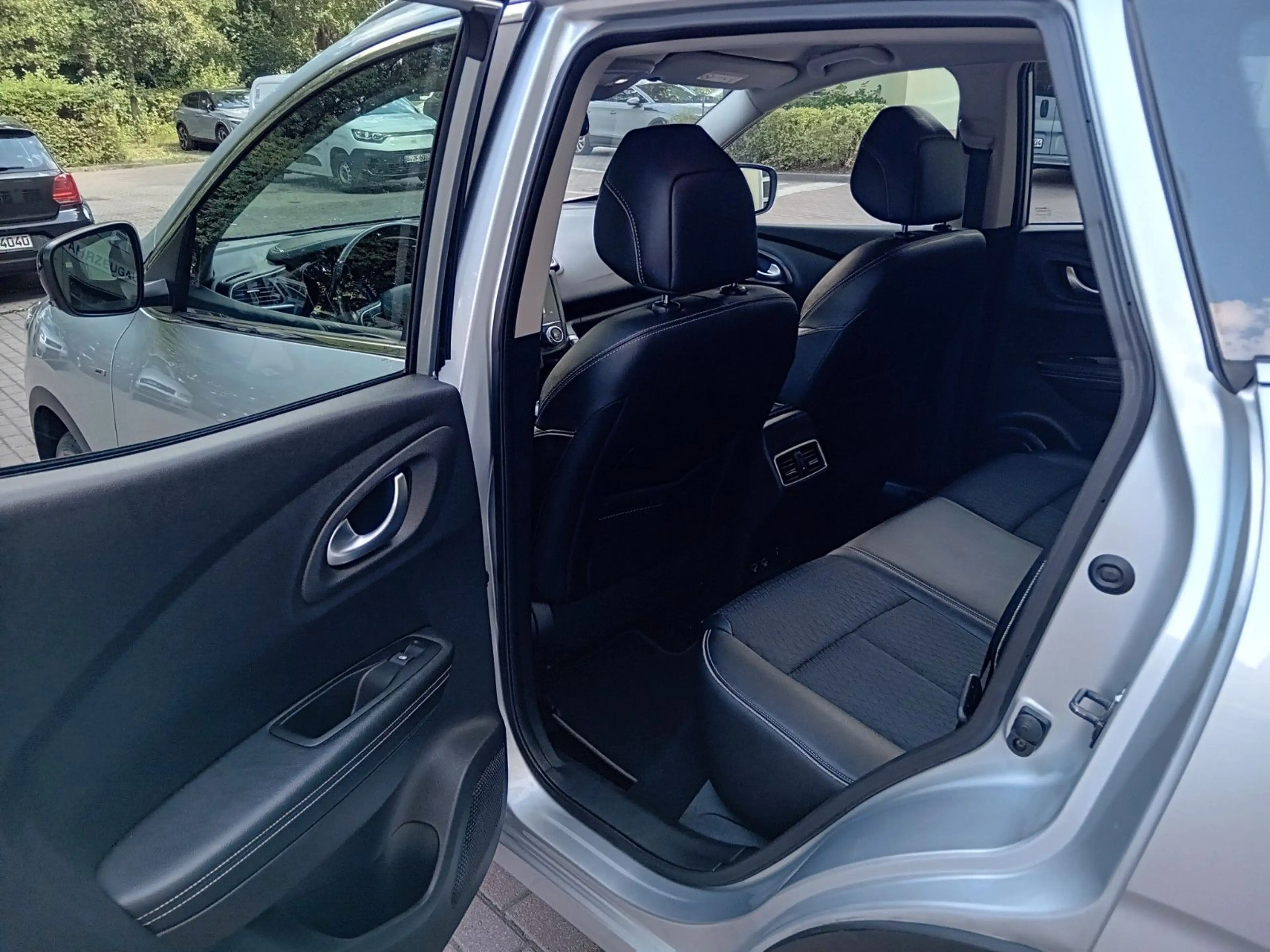 Renault Kadjar Bose Edition * INSP+TÜV neu * Top — photo 13