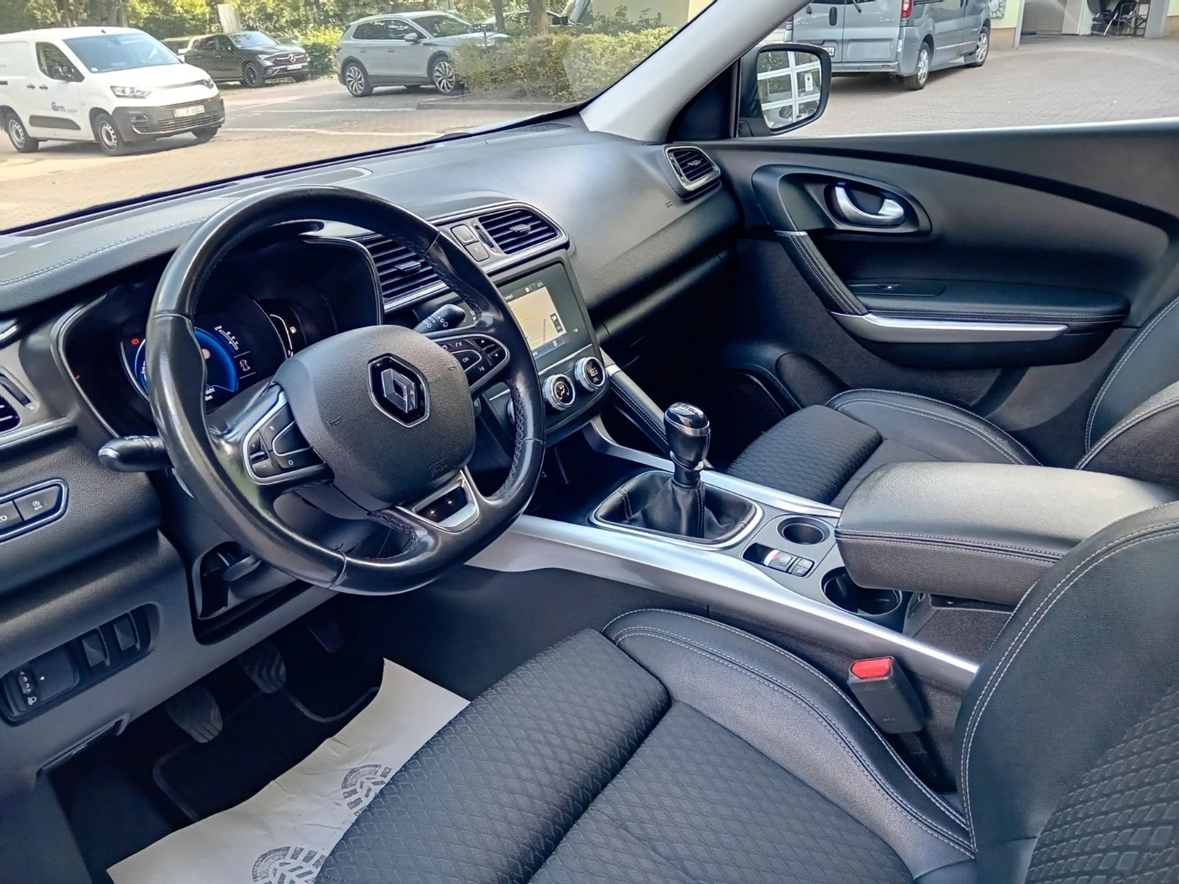 Renault Kadjar Bose Edition * INSP+TÜV neu * Top — photo 12