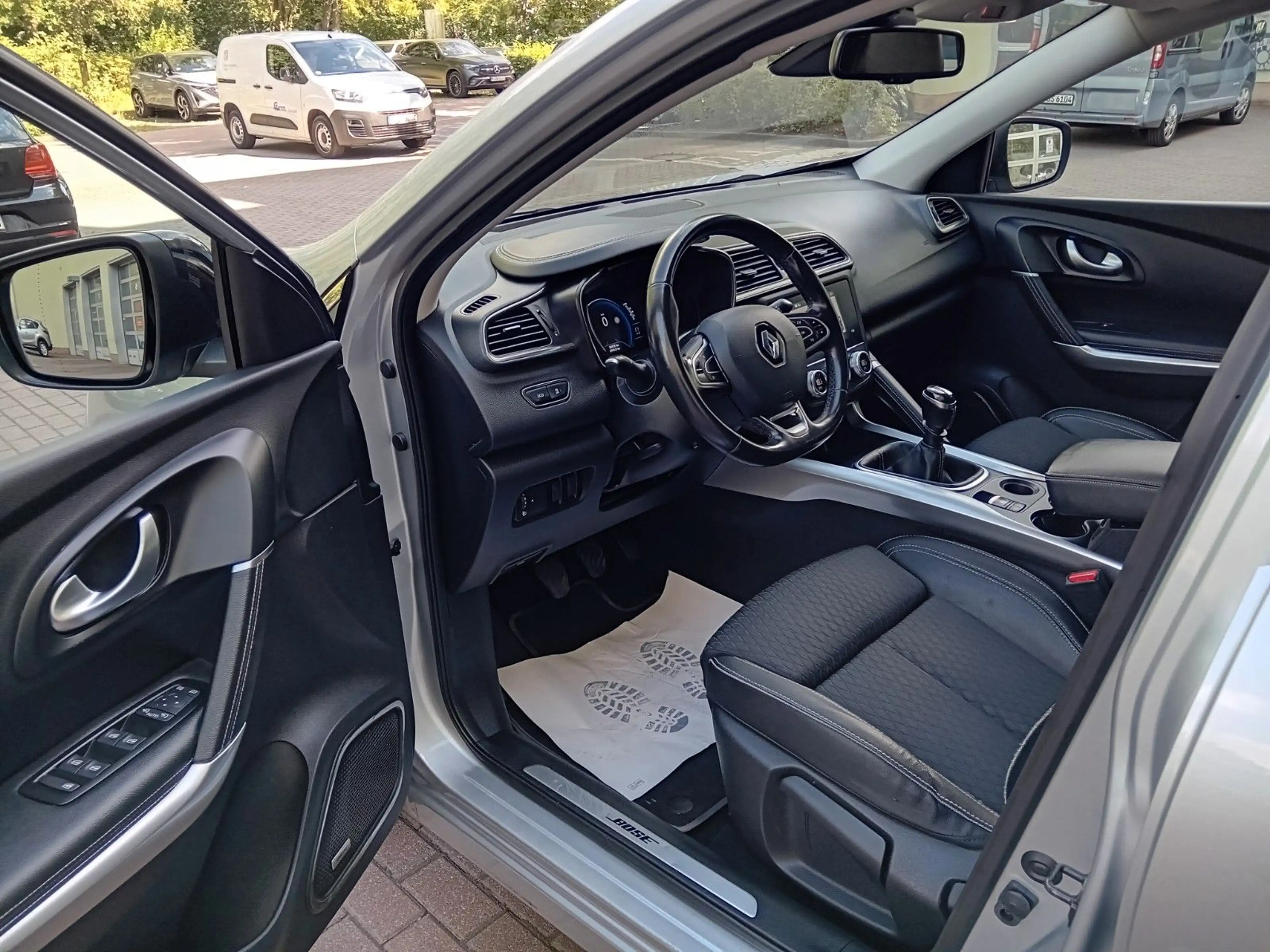 Renault Kadjar Bose Edition * INSP+TÜV neu * Top — photo 11