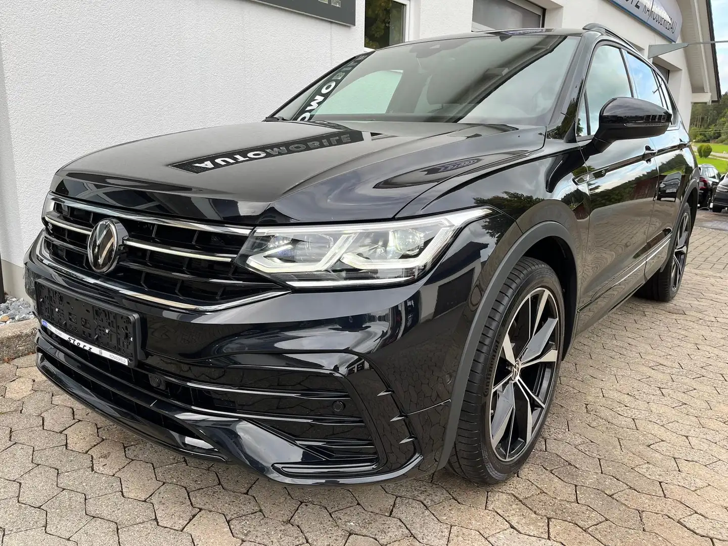 Volkswagen Tiguan Allspace R-Line Black 4x4 2.0 TSI DSG AHK Schwarz - 2
