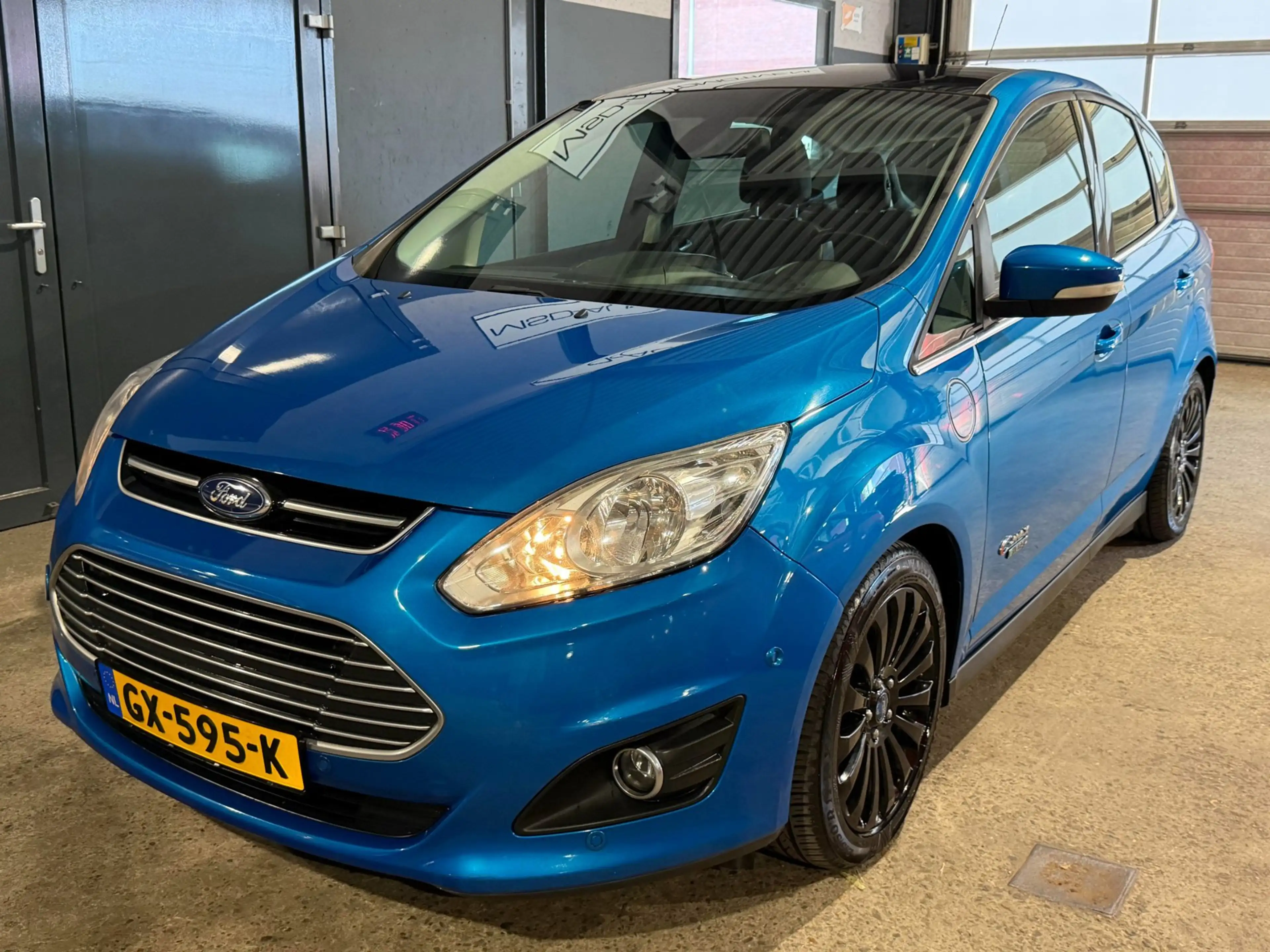Ford C-Max 2.0 Plug-in Hybrid Titanium Plus Panoramadak Leer — photo 2