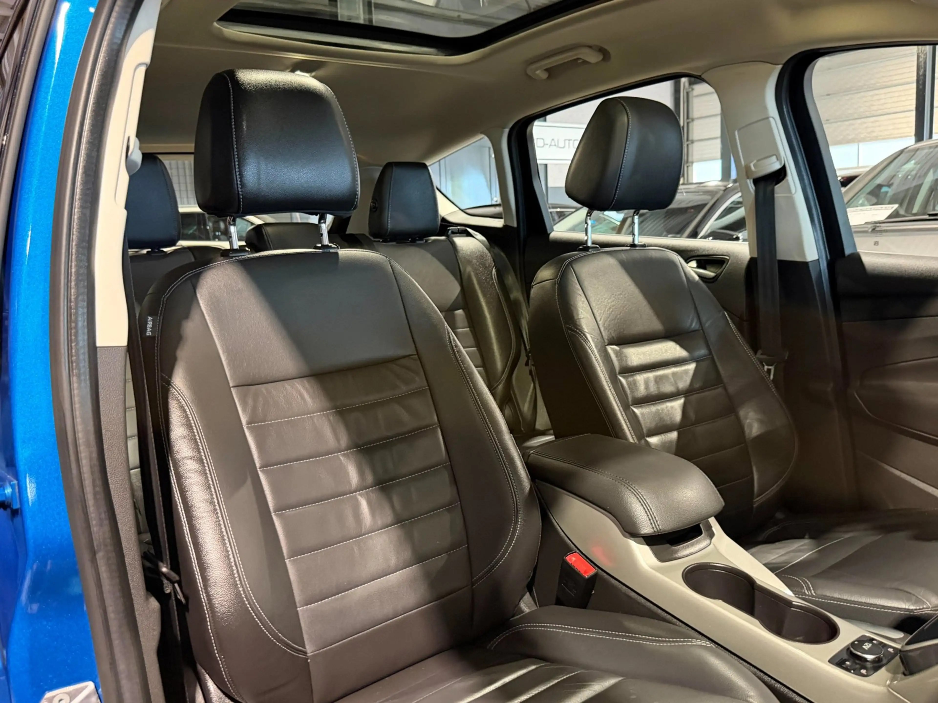 Ford C-Max 2.0 Plug-in Hybrid Titanium Plus Panoramadak Leer — photo 11