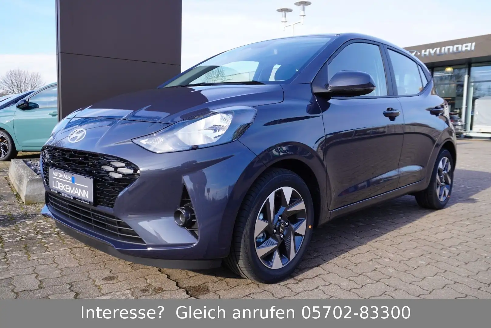 Hyundai i10 1.2 16V AUTOMATIK Trend MJ25 *KOMF/NAVI/RFK* Grau - 1