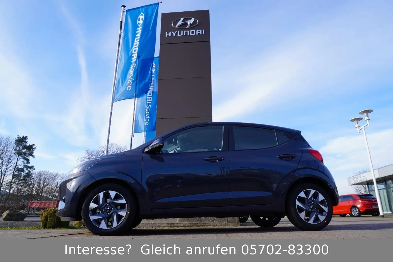 Hyundai i10 1.2 16V AUTOMATIK Trend MJ25 *KOMF/NAVI/RFK* Grau - 2