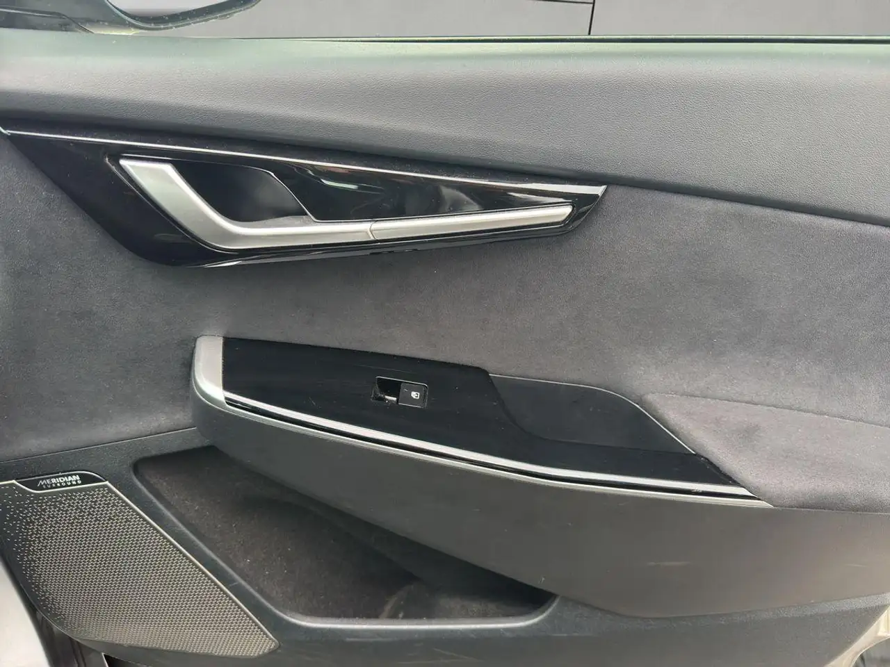 Kia EV6 GT4WD HuD AHK Meridian SOH99%Wärmepumpe Matt, миниатюра 12