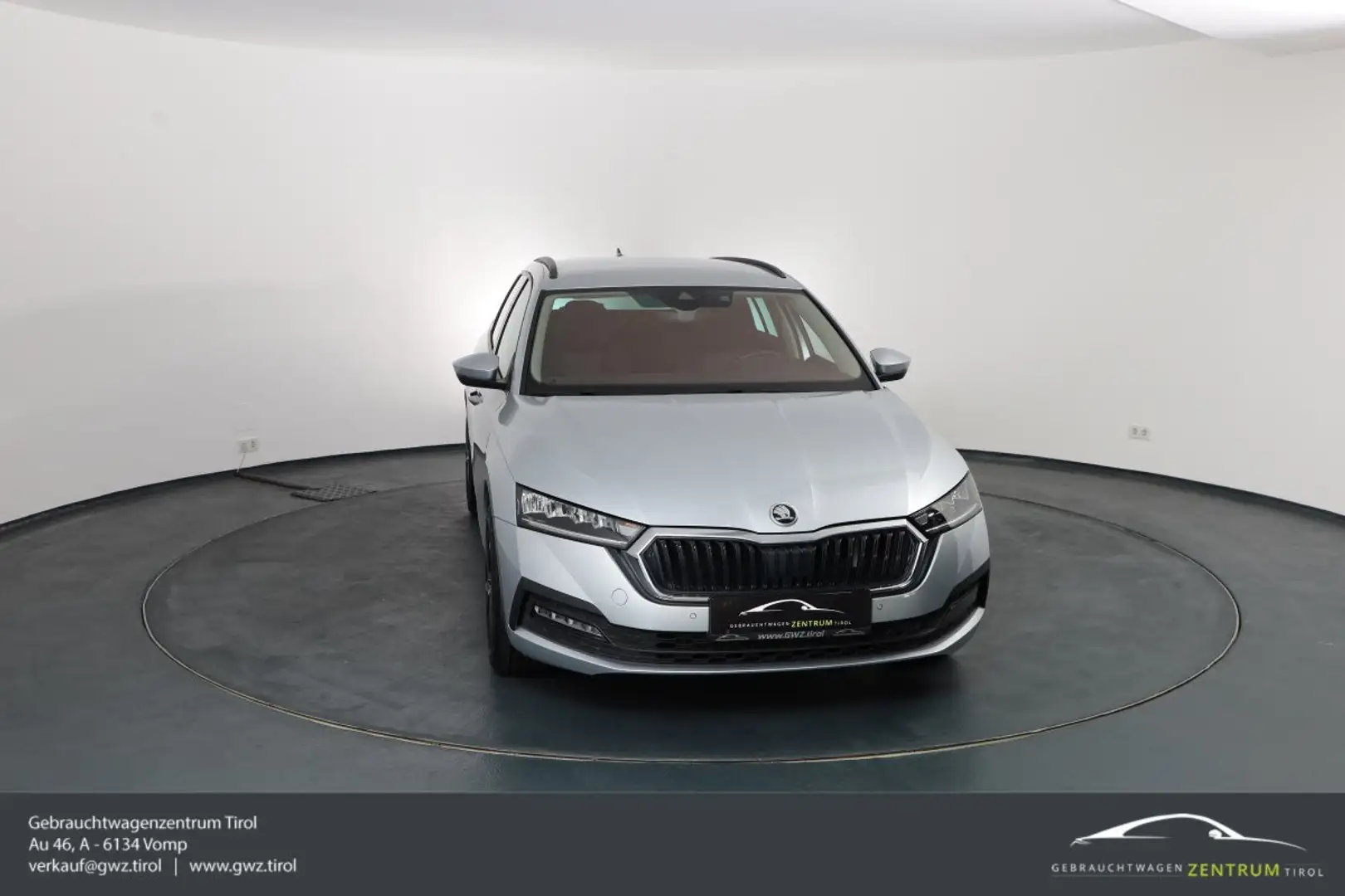 Skoda Octavia Combi 1,5 TSIe TEC Ambition Navi DSG TOP! Argent - 2