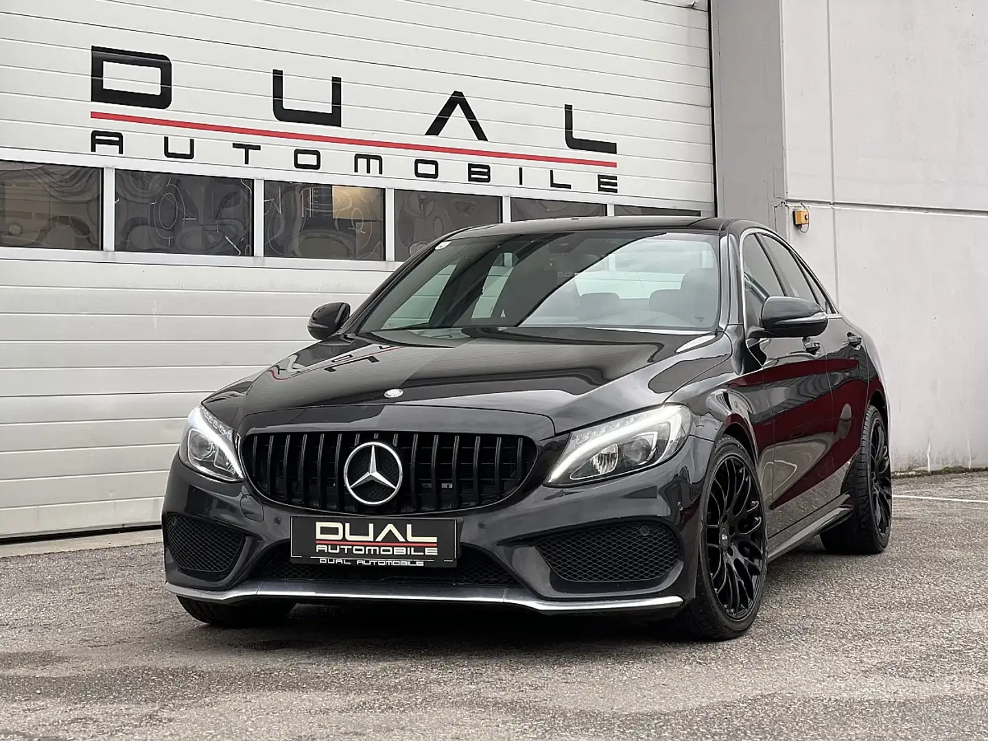 Mercedes-Benz C 180 d AMG Line Aut./NAVI/LED/SHZ/F1 Noir - 1