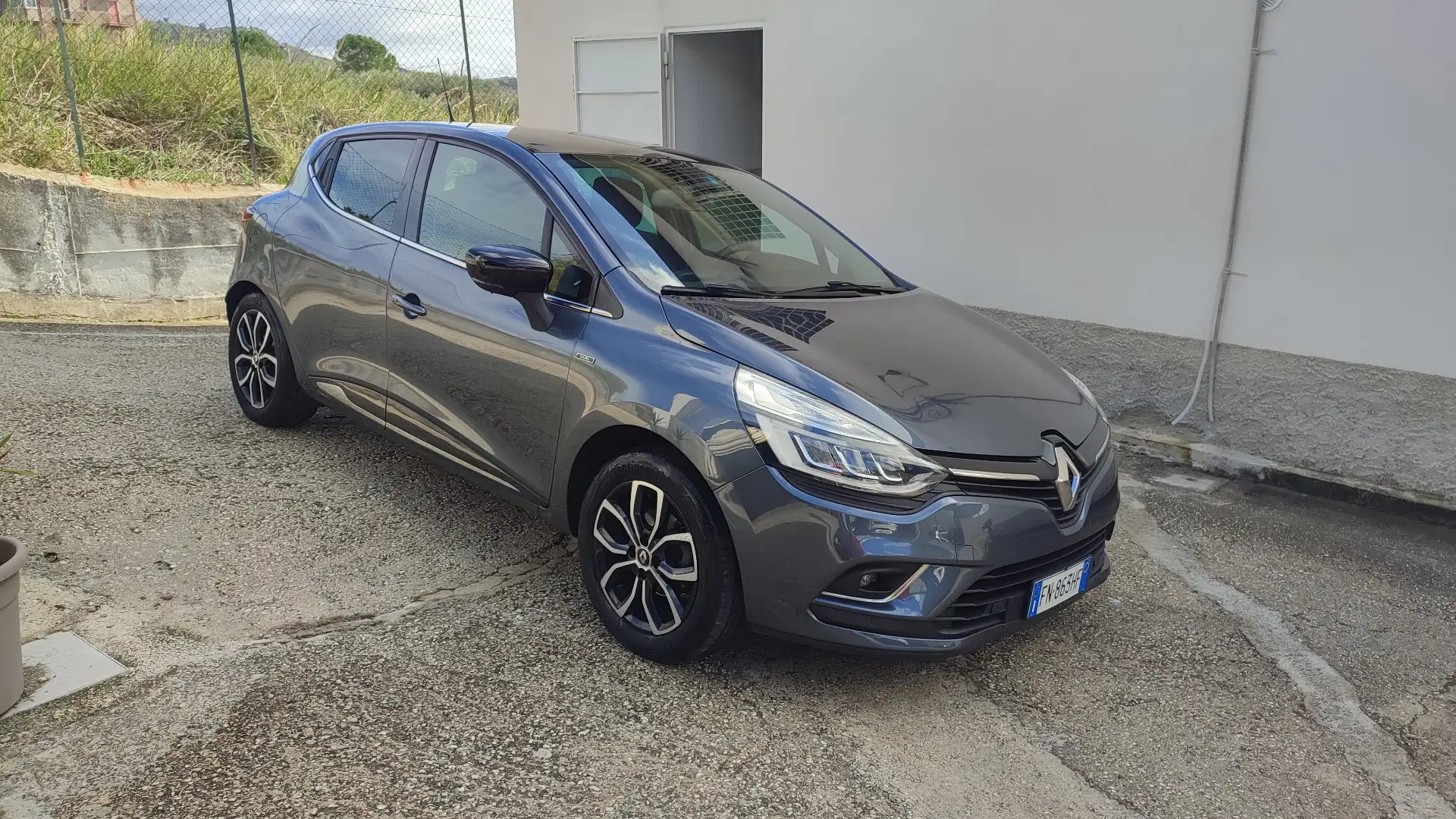 Renault Clio 1.5 dci TETTO PANORAMICO - 1