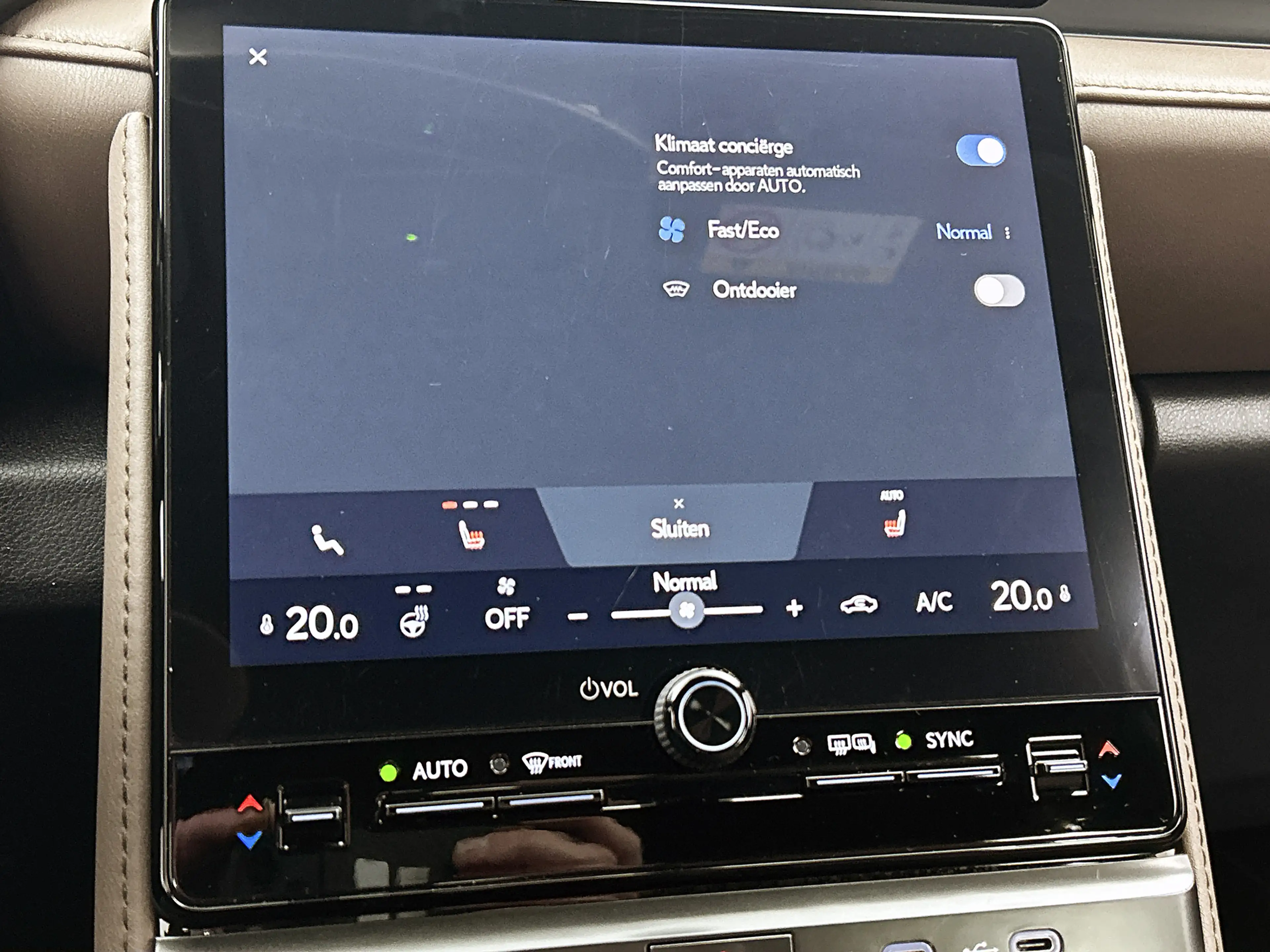 Lexus LBX Elegant 2WD | BTW Voertuig | Stoelverwarming | Led — photo 12