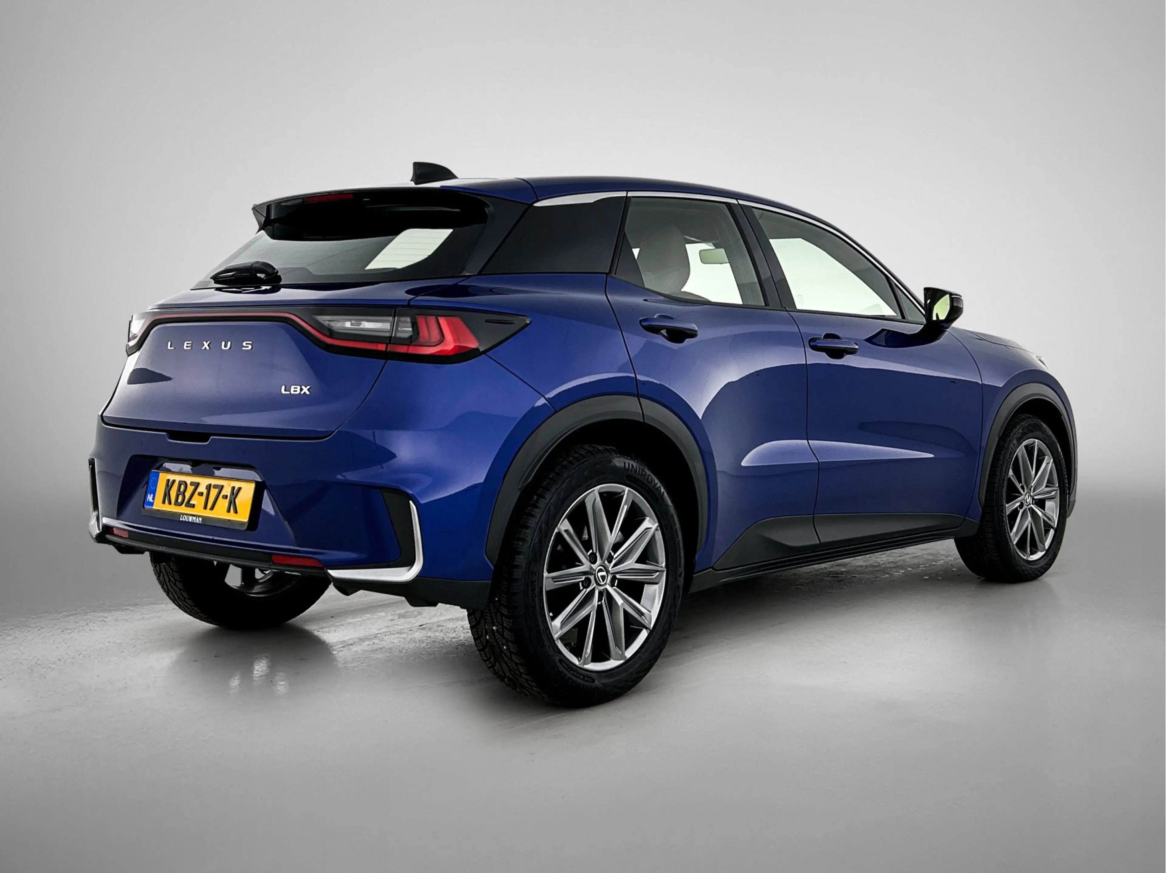 Lexus LBX Elegant 2WD | BTW Voertuig | Stoelverwarming | Led — photo 2