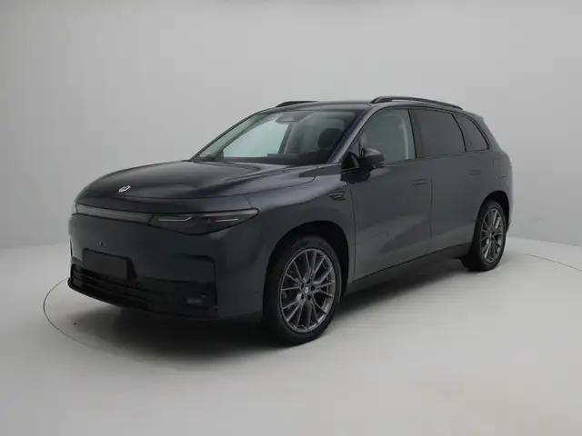 Leapmotor C10