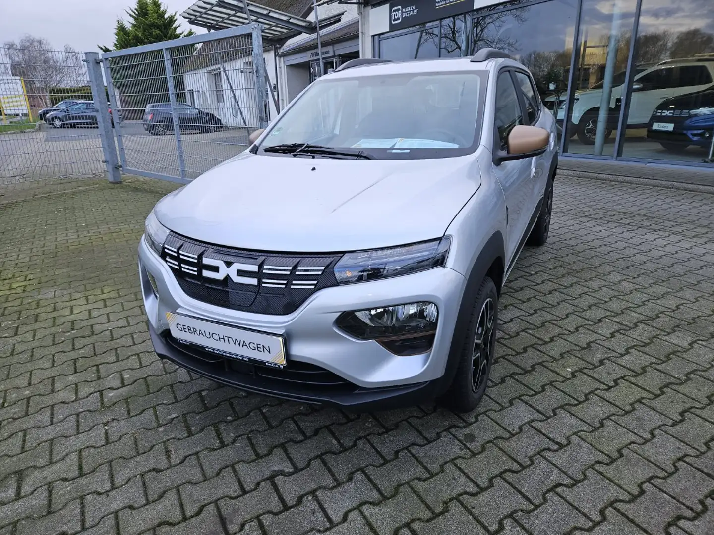 Dacia Spring Electric 65 Extreme 65 Extreme Plateado - 1