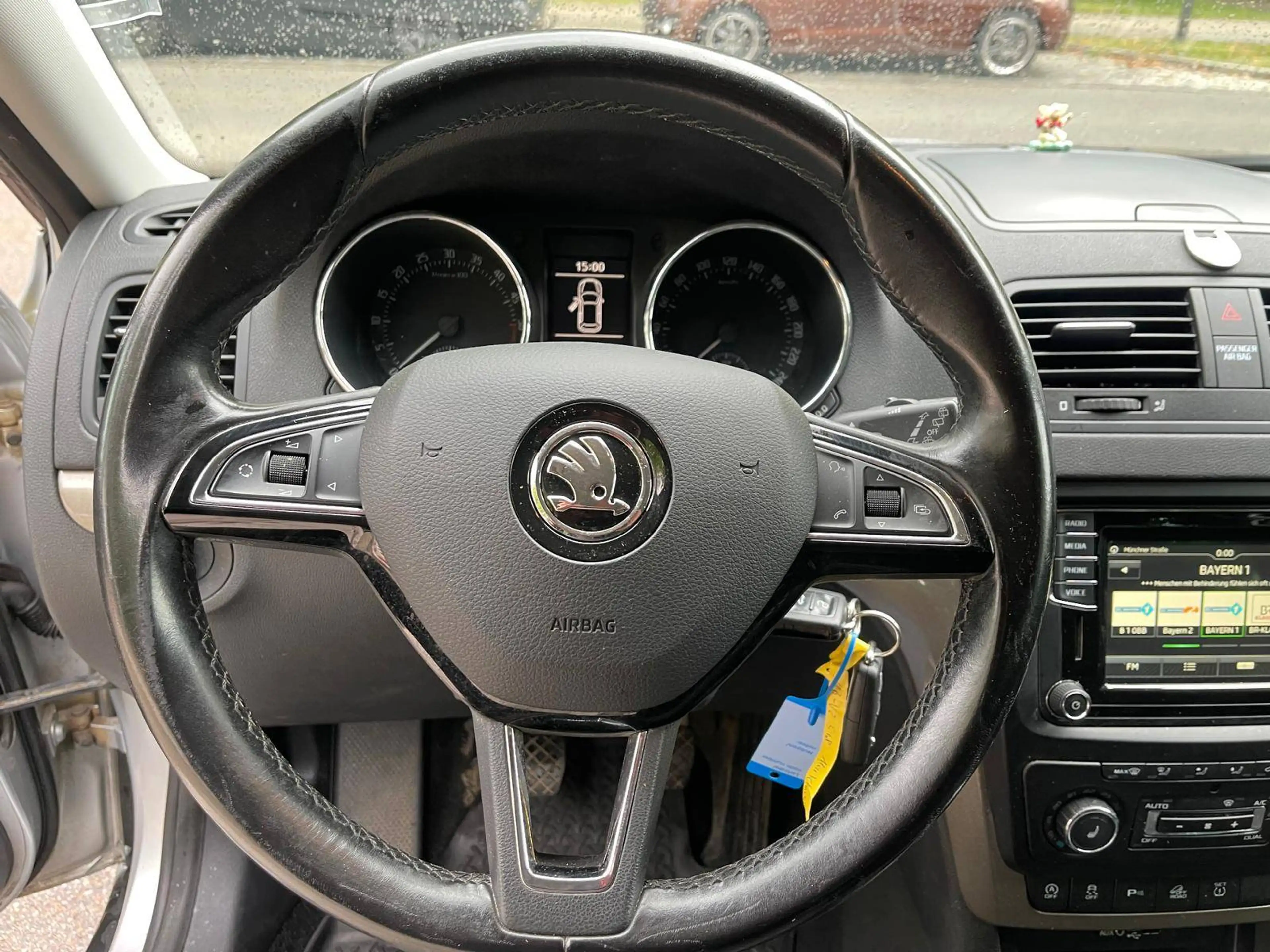 Skoda Yeti Style Outdoor 4x4 *TÜV 09/2027* — photo 11