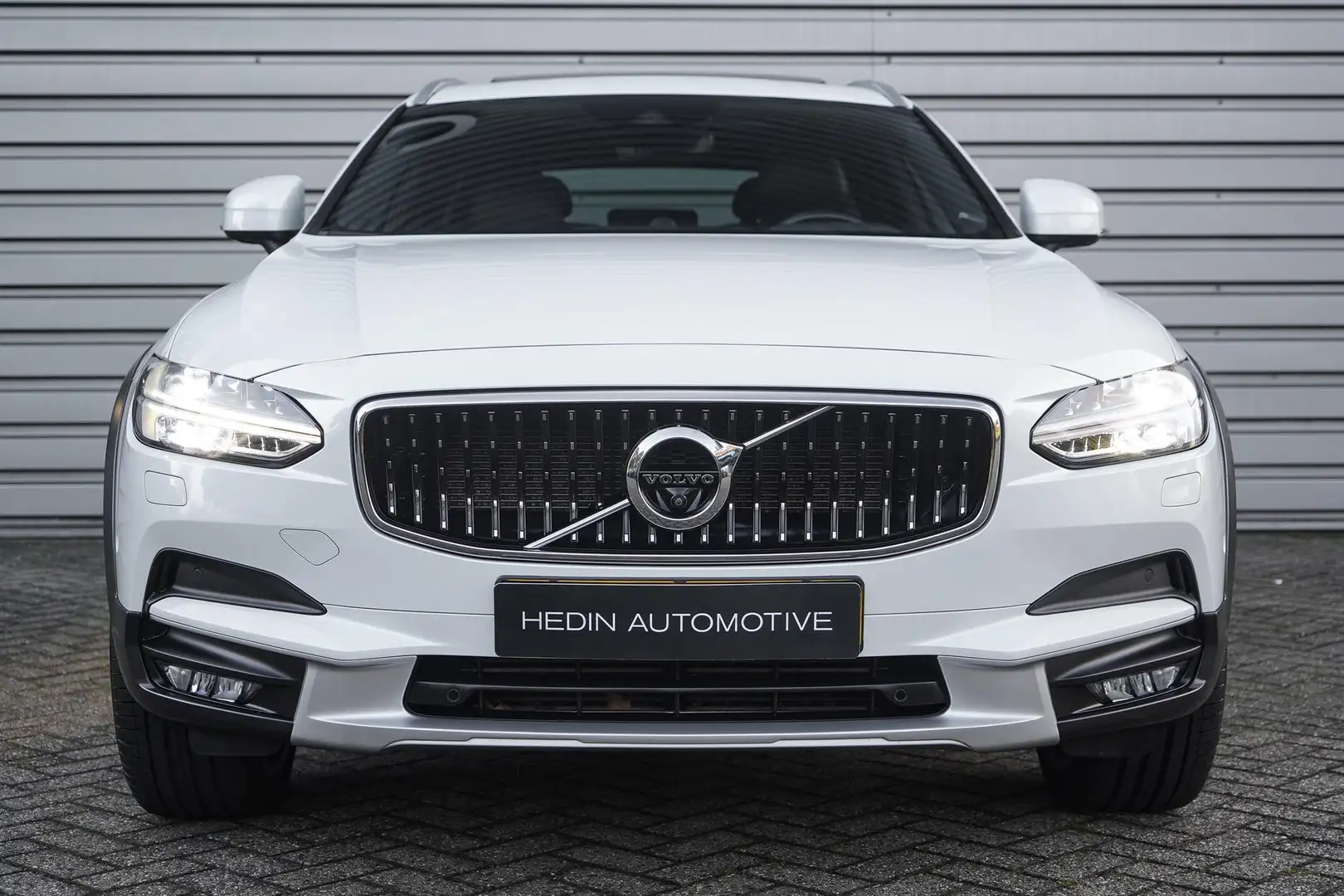 Volvo V90 Cross Country 2.0 T5 Pro | Bowers & Wilkins | Trekhaak | Panoram Wit - 2