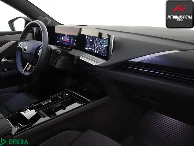 Opel Astra view 10