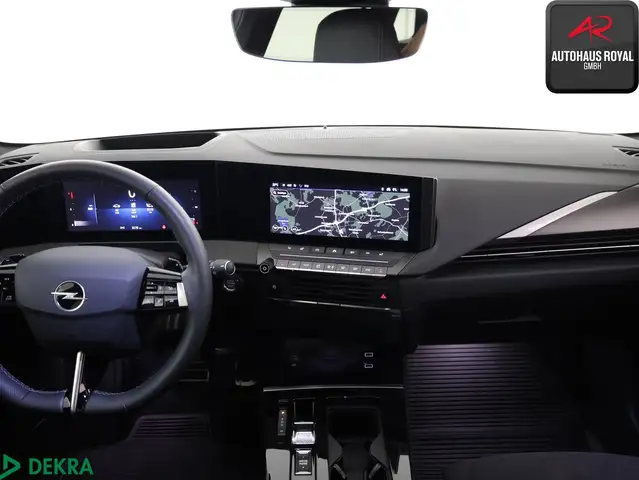 Opel Astra view 9