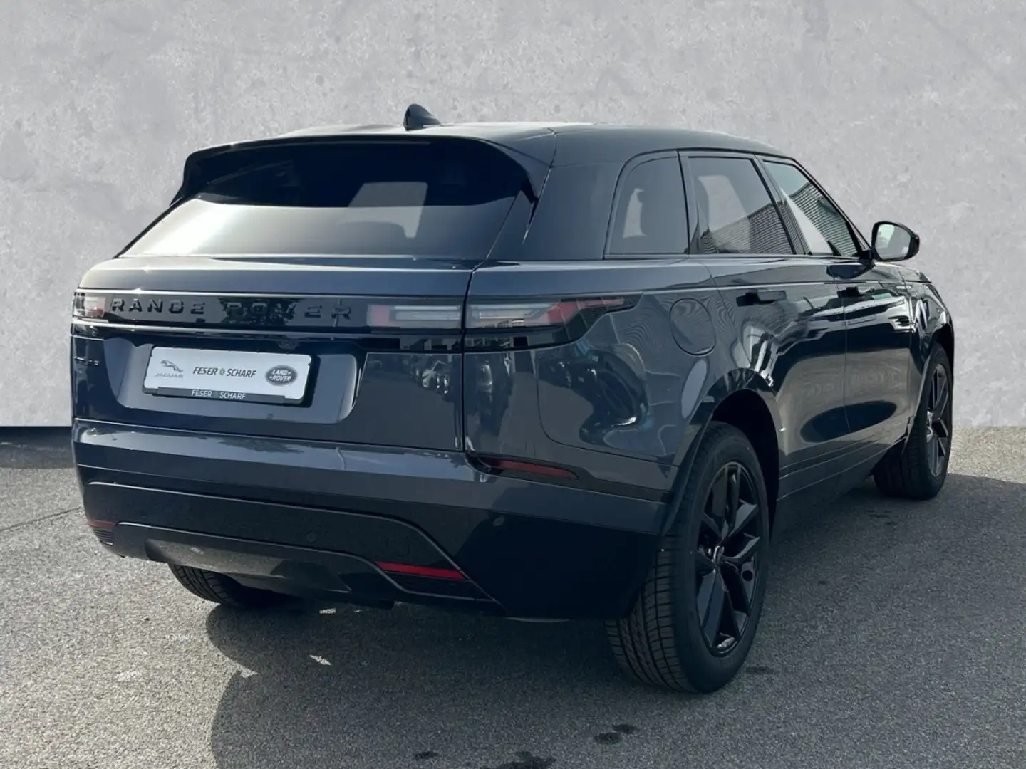 Land Rover Range Rover Velar Dynamic SE P400e FaPa Black-Pack Winter Blau - 2