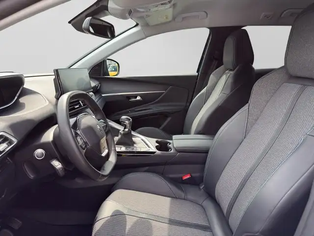 Peugeot 3008 view 8