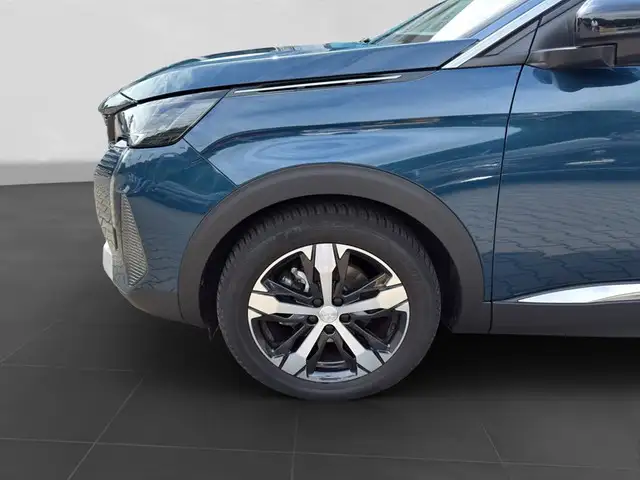Peugeot 3008 view 7