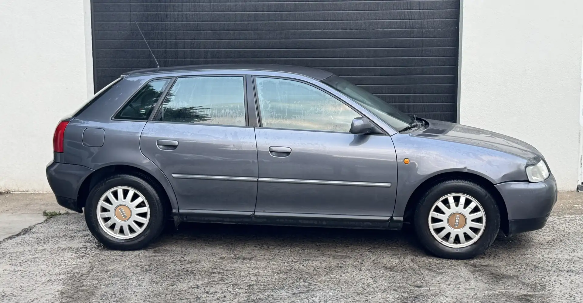 Audi A3 deja pret a etre immatricule! AIRCO ! Boite auto - 2