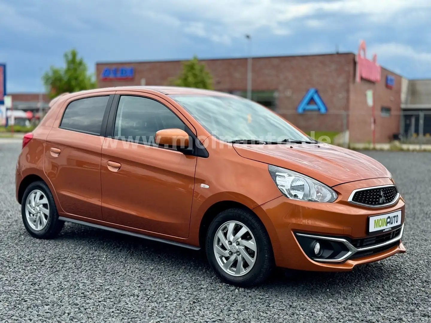 Mitsubishi Space Star Intro Edition+ SITZHEIZ CARPLAY NAVI Orange - 1