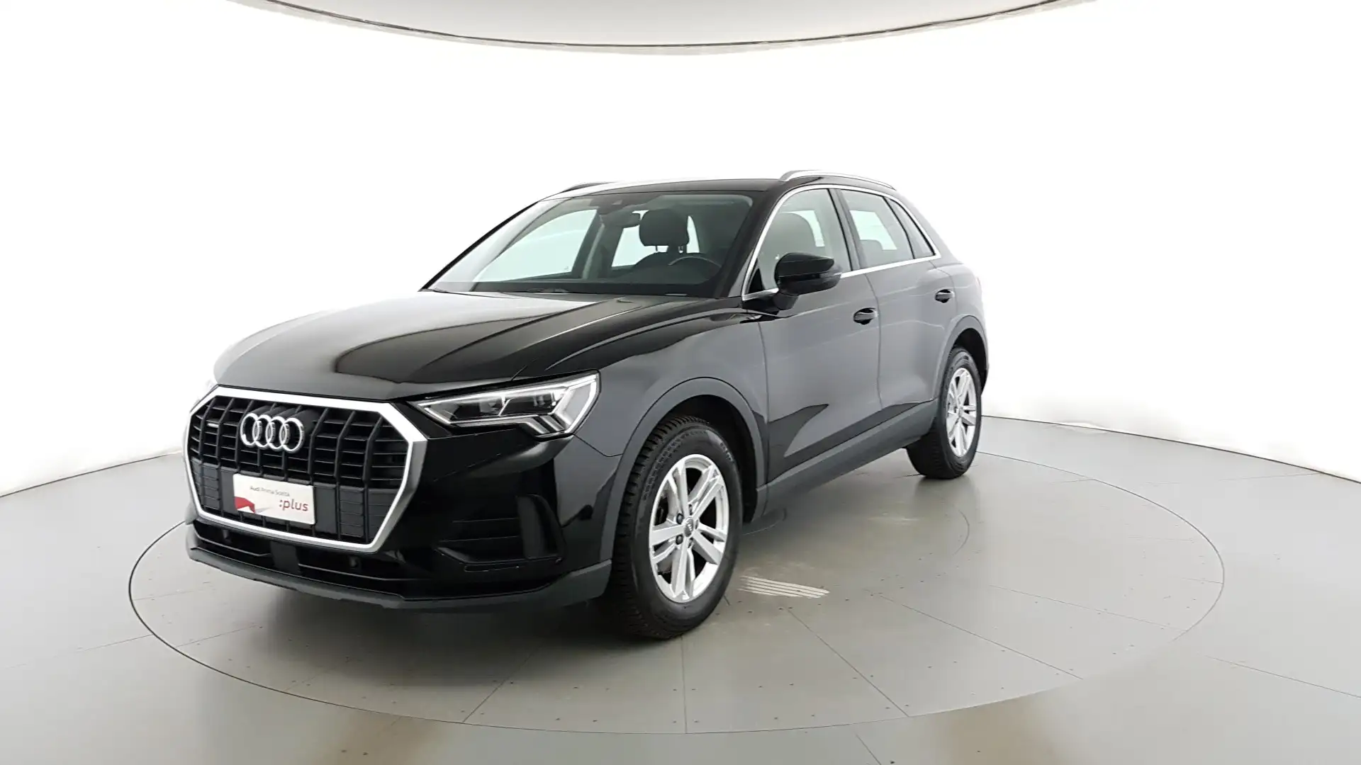 Audi Q3 35 2.0 tdi Business quattro Nero - 1