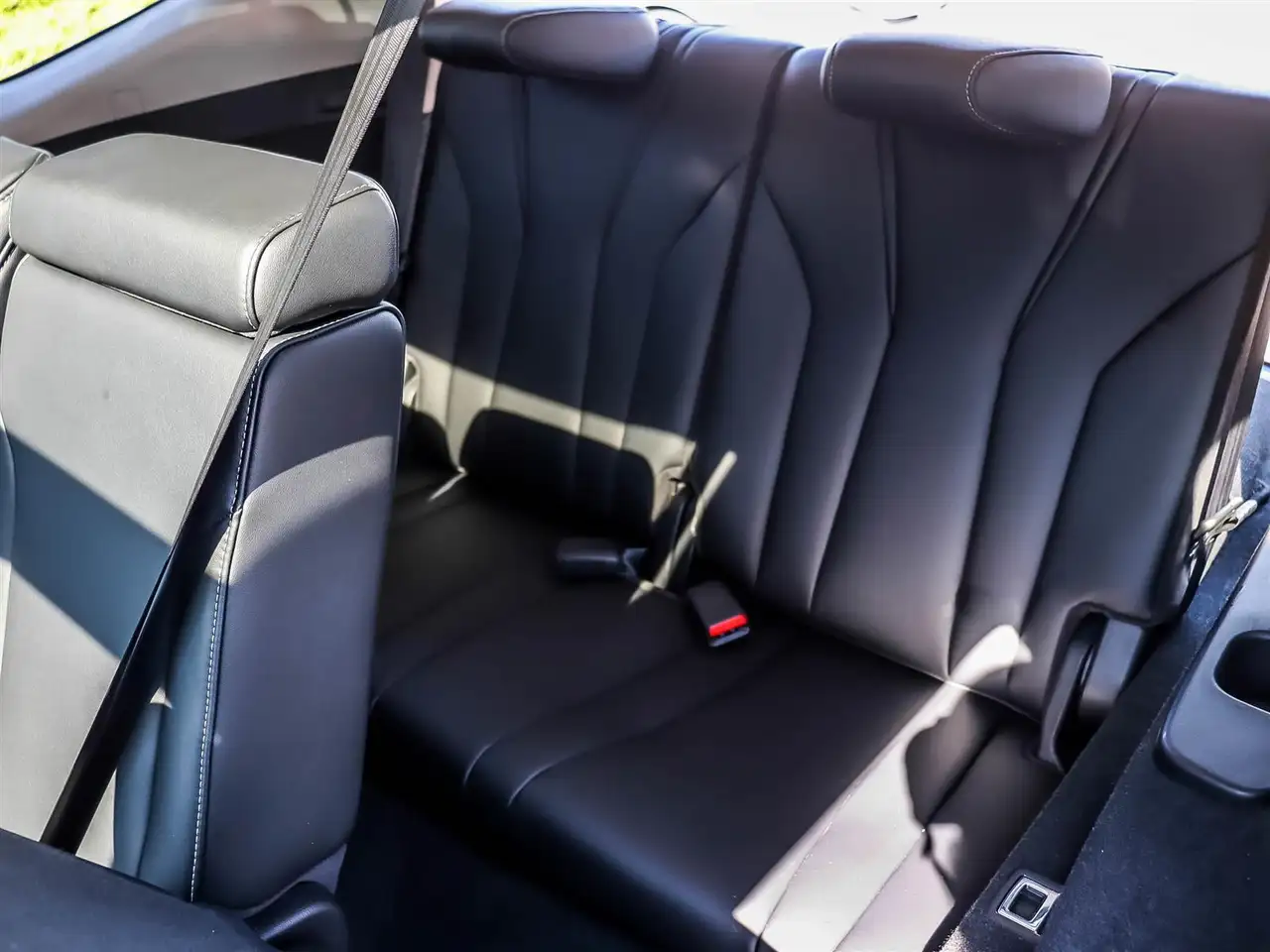 Acura MDX снимка Acura MDX