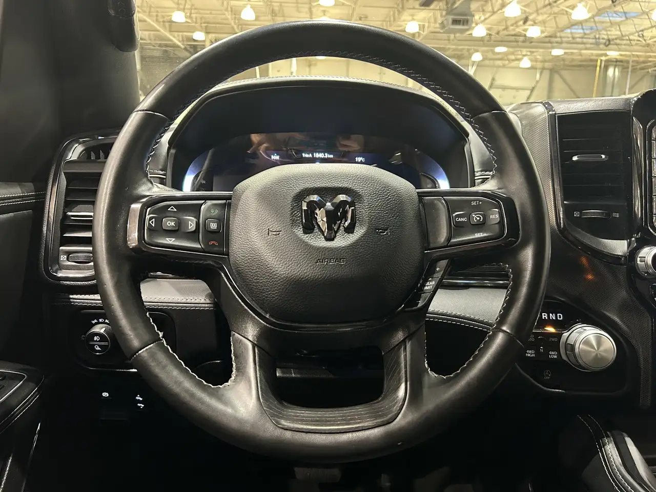 RAM 1500 снимка RAM 1500