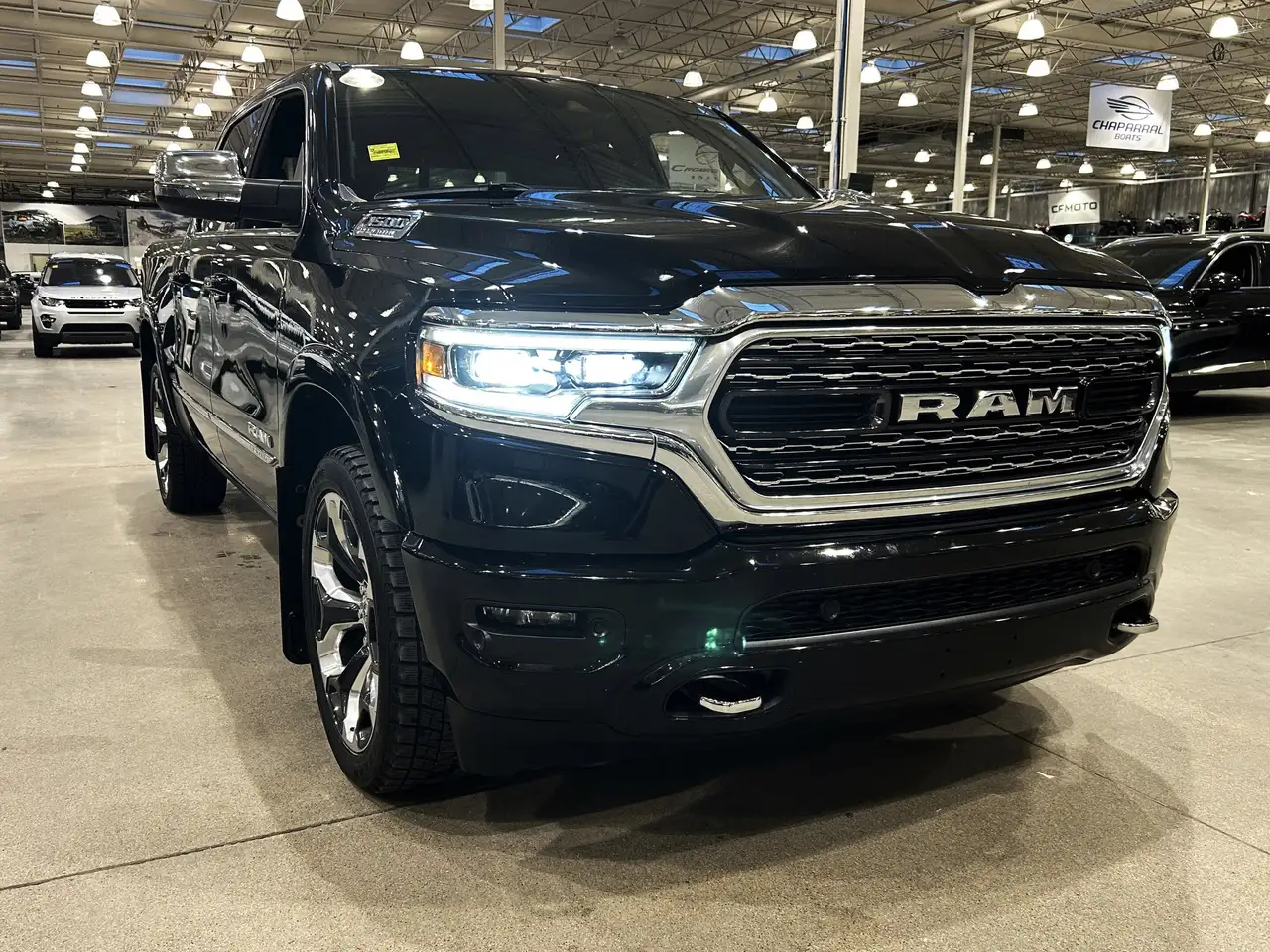 RAM 1500 снимка RAM 1500