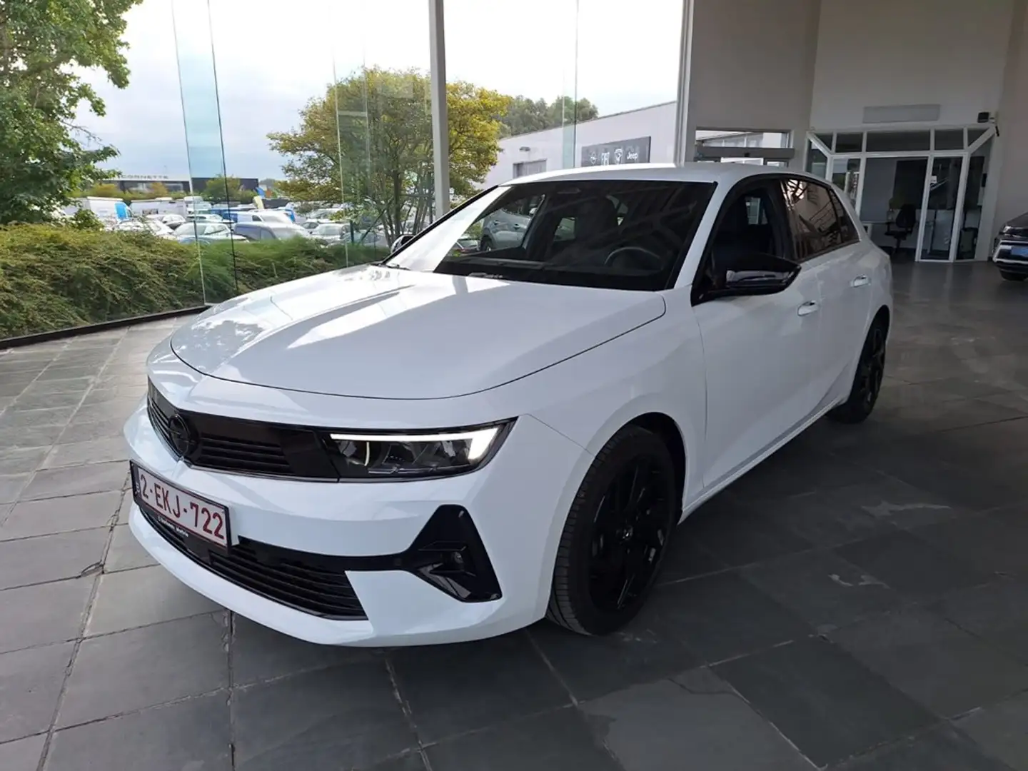 Opel Astra GS 5DRS 1.2 TURBO 130PK M6 * NAVI * CAMERA Blanc - 1