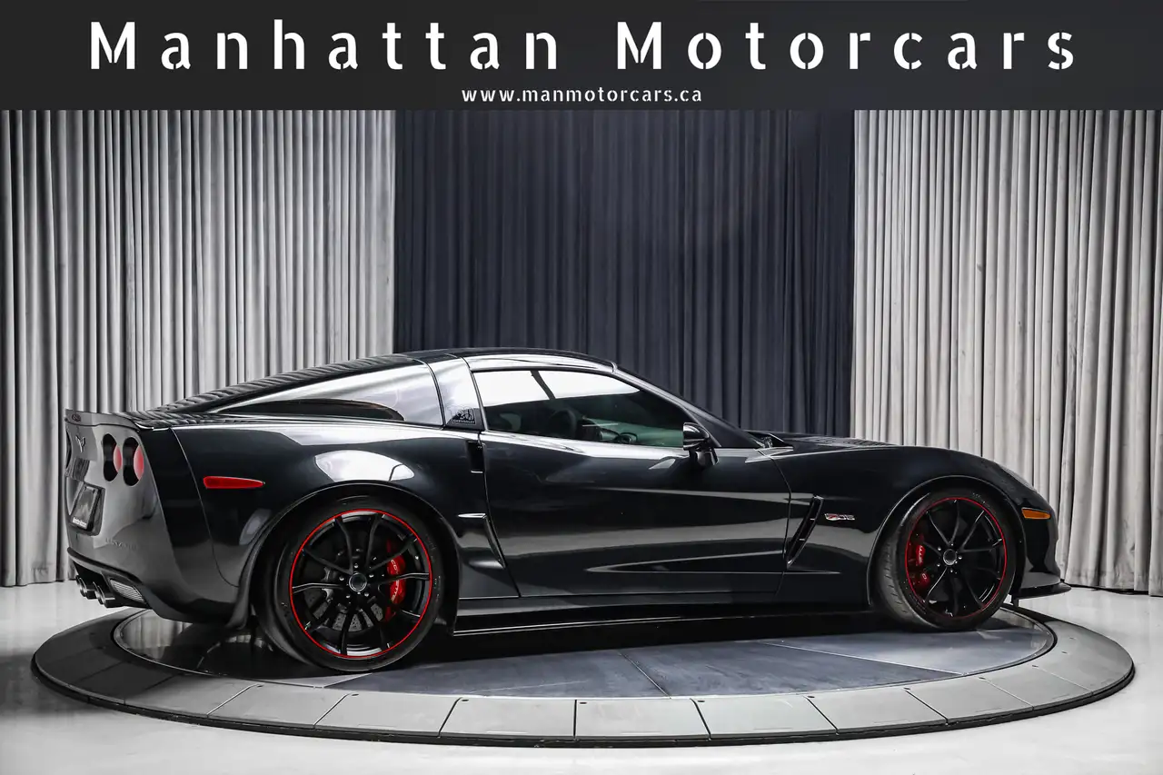 Chevrolet Corvette снимка Chevrolet Corvette