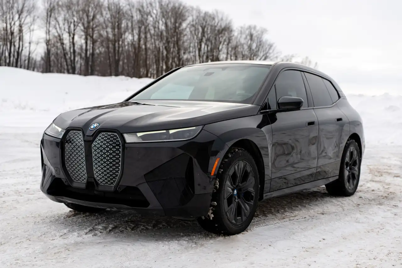2023 BMW iX