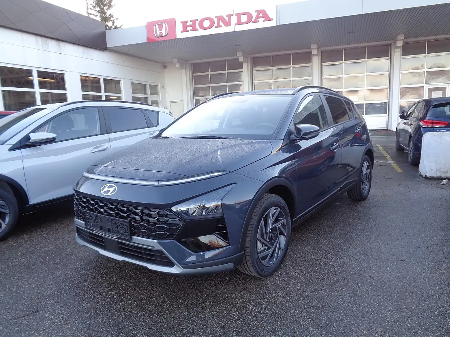 Hyundai BAYON Bayon 1,0 T-GDI GO PLUS DCT Aut.OO5/O6/O7 Rot - 1