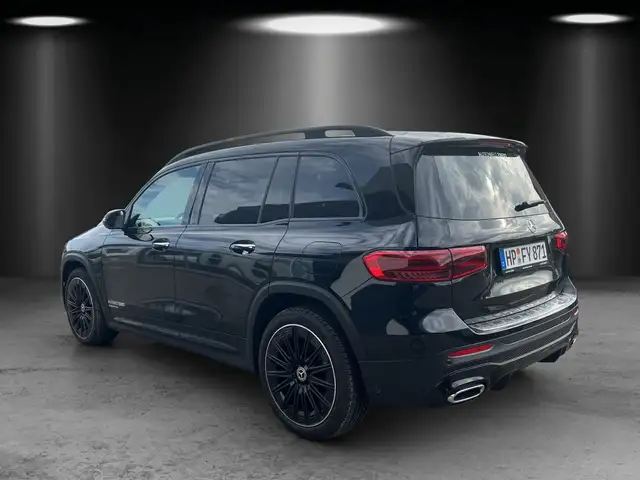 Mercedes-Benz GLB Class view 3
