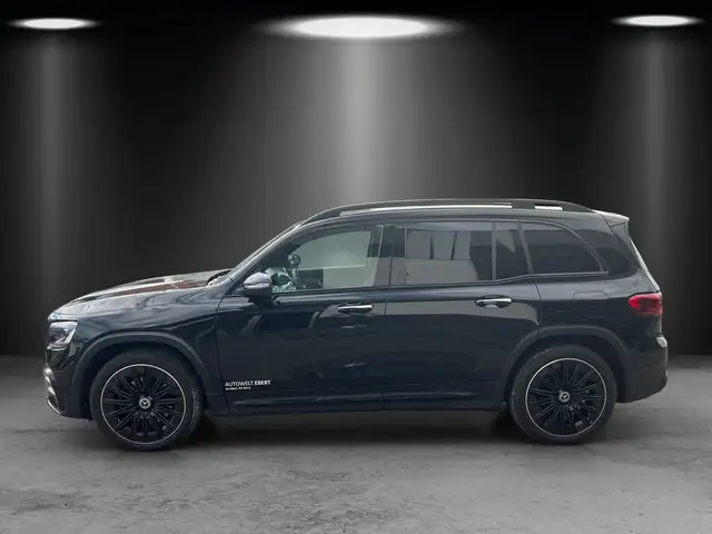 Mercedes-Benz GLB Class view 2