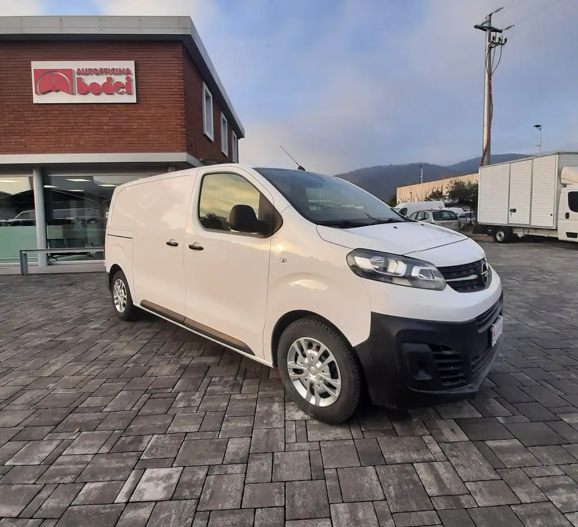 Opel Vivaro 1.5 DIESEL 120 CV L2H1 Bianco - 1