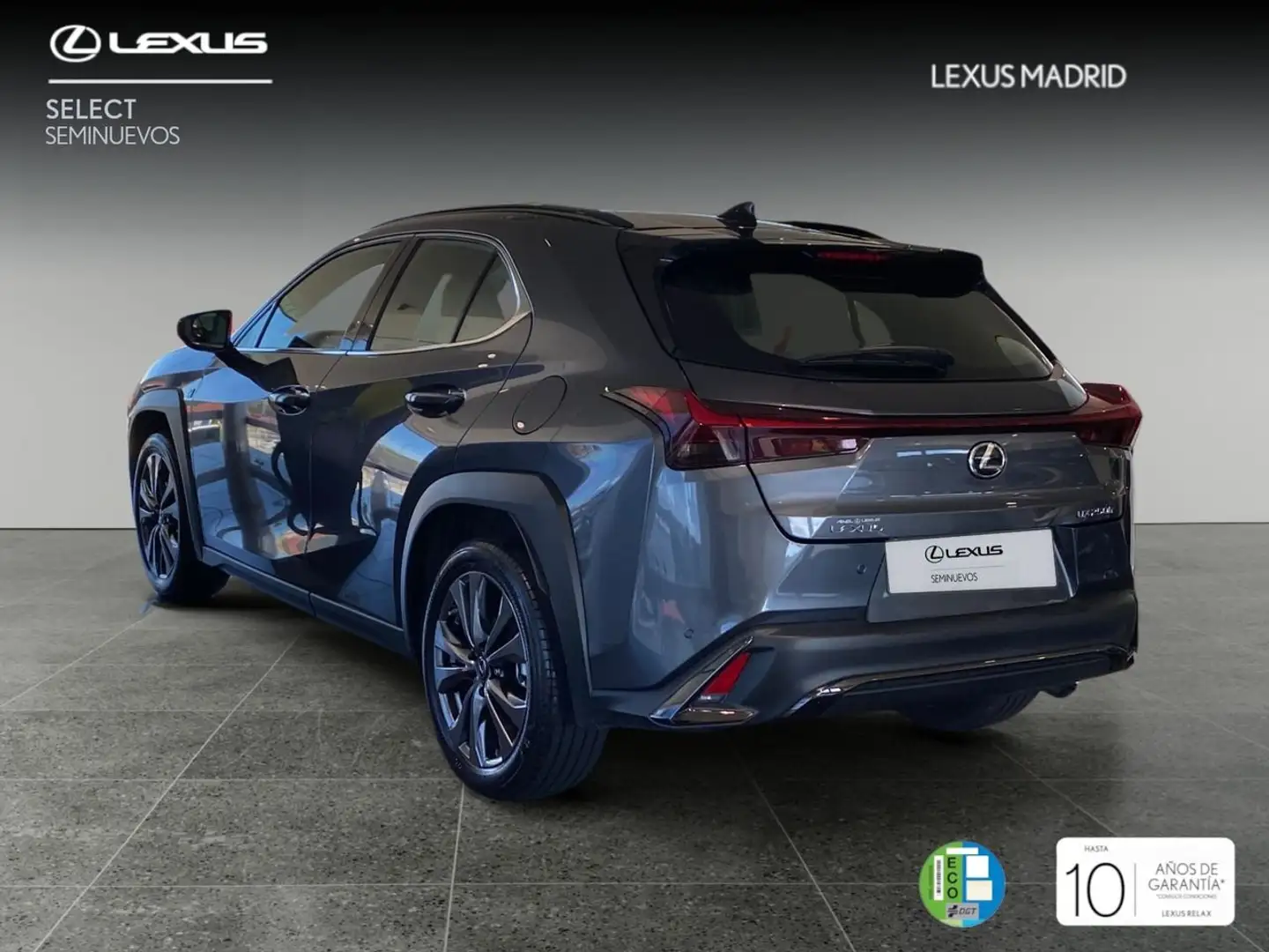 Lexus UX 250h F Design 2WD Černá - 2