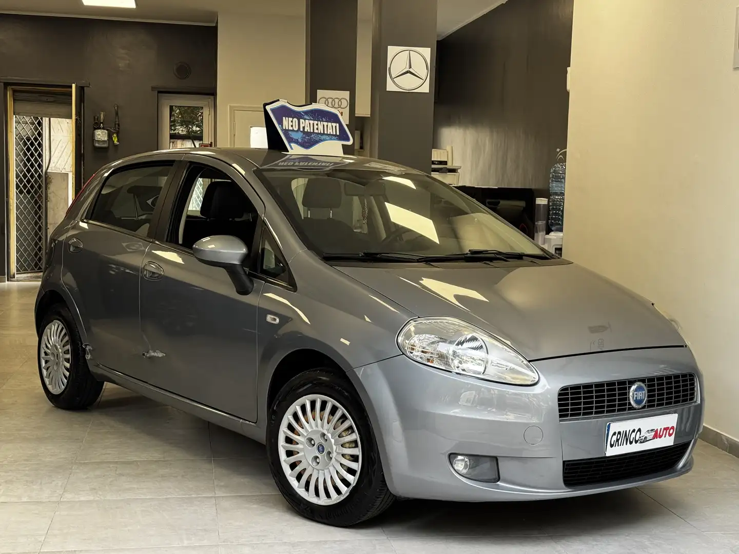 Fiat Grande Punto 5p 1.2 Dynamic 65cv Grigio - 1