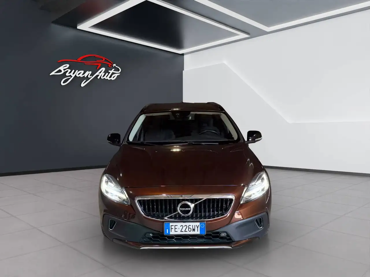 Volvo V40 Cross Country — photo 3 sur 12