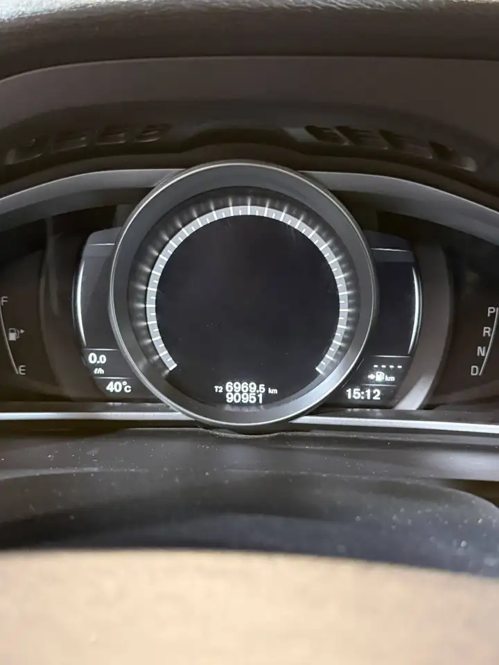 Volvo V40 Cross Country — photo 9 sur 12
