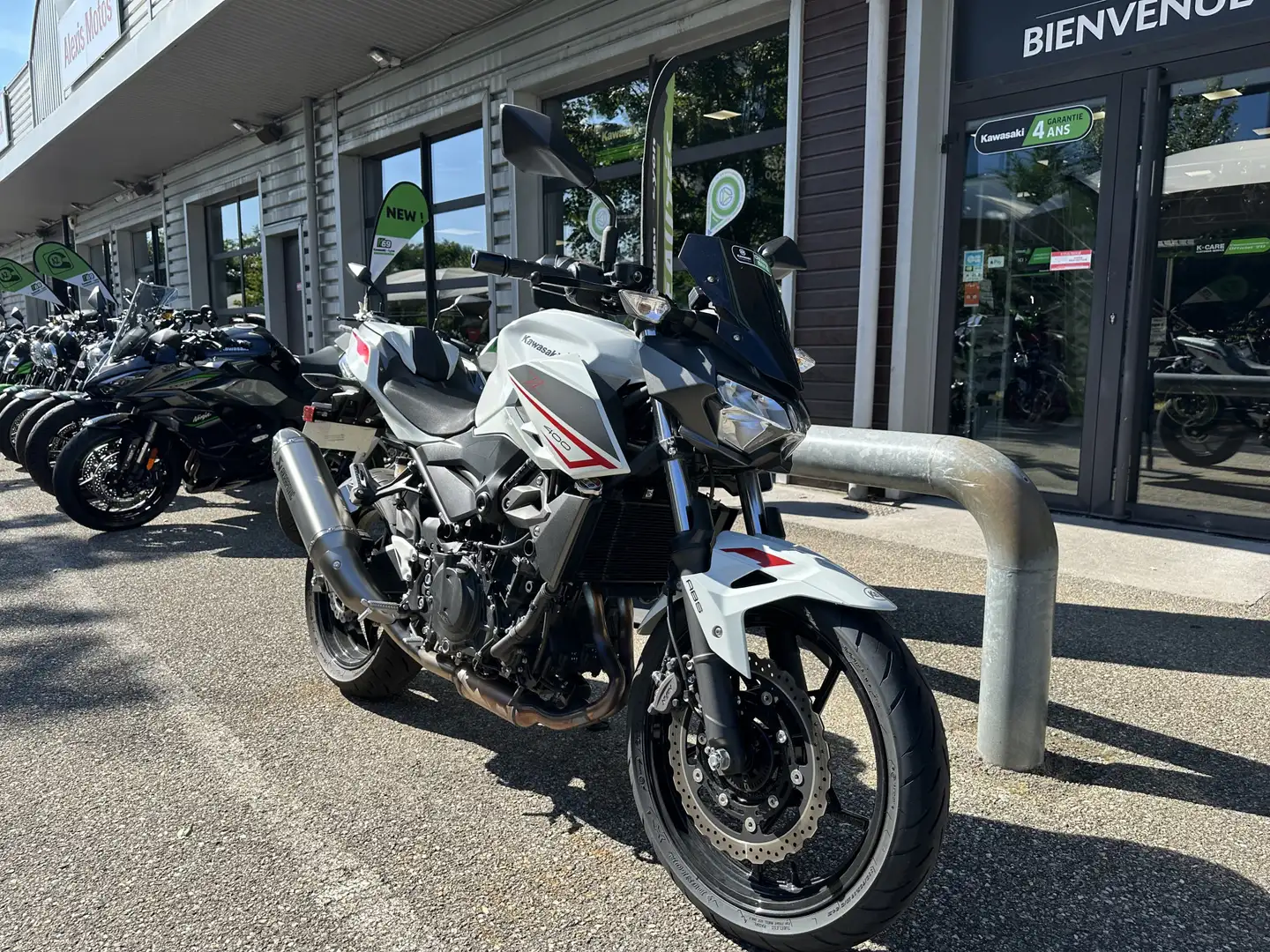 Kawasaki Z 400 Alb - 2
