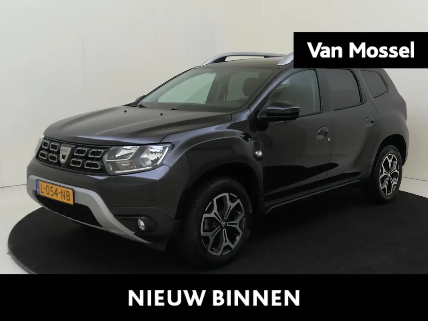 Dacia Duster 1.3 TCe Serie Limitee 15th Anniversary | Leder | T Zwart - 1