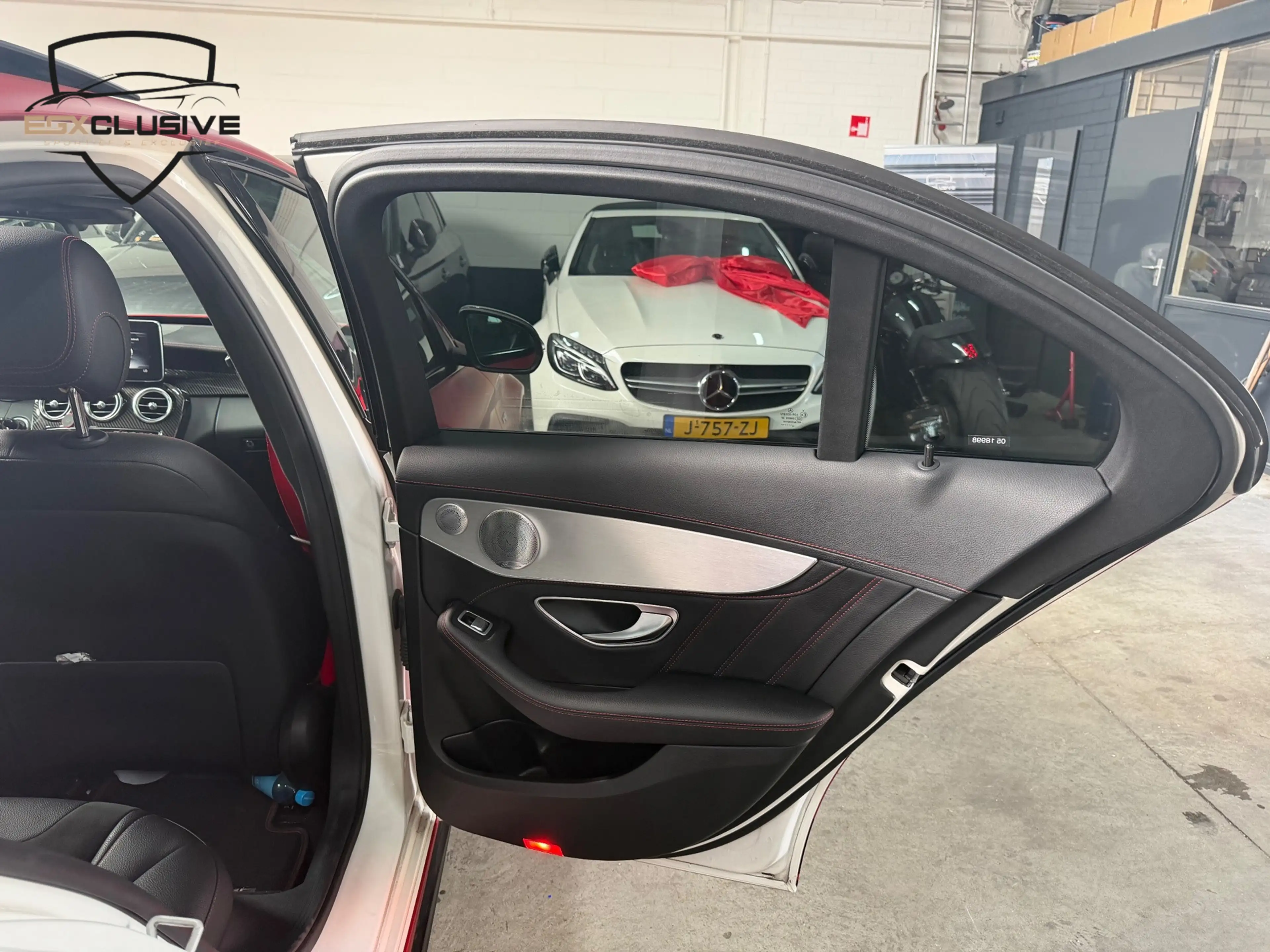 Mercedes-Benz C 43 AMG C43 4MATIC PANO | KEYLESS | BLINDSPOT | HEADUP | C — photo 23