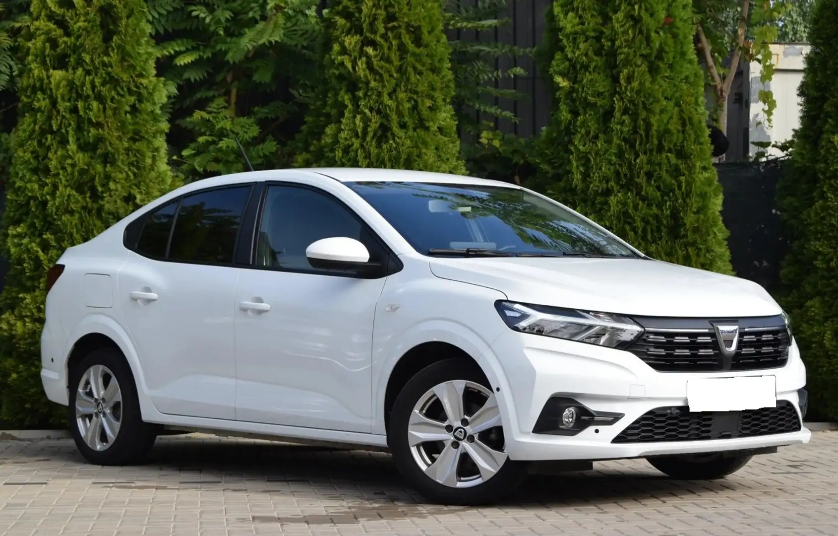 Dacia Logan Weiß - 1