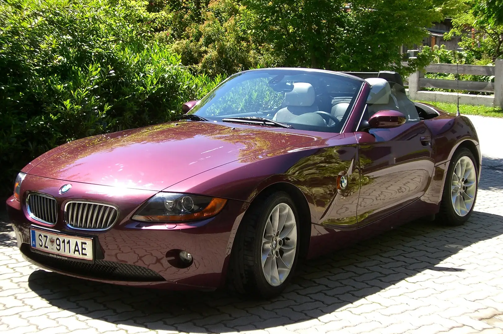 BMW Z4 Z4 2,2i Österreich-Paket Österreich-Paket Rot - 1