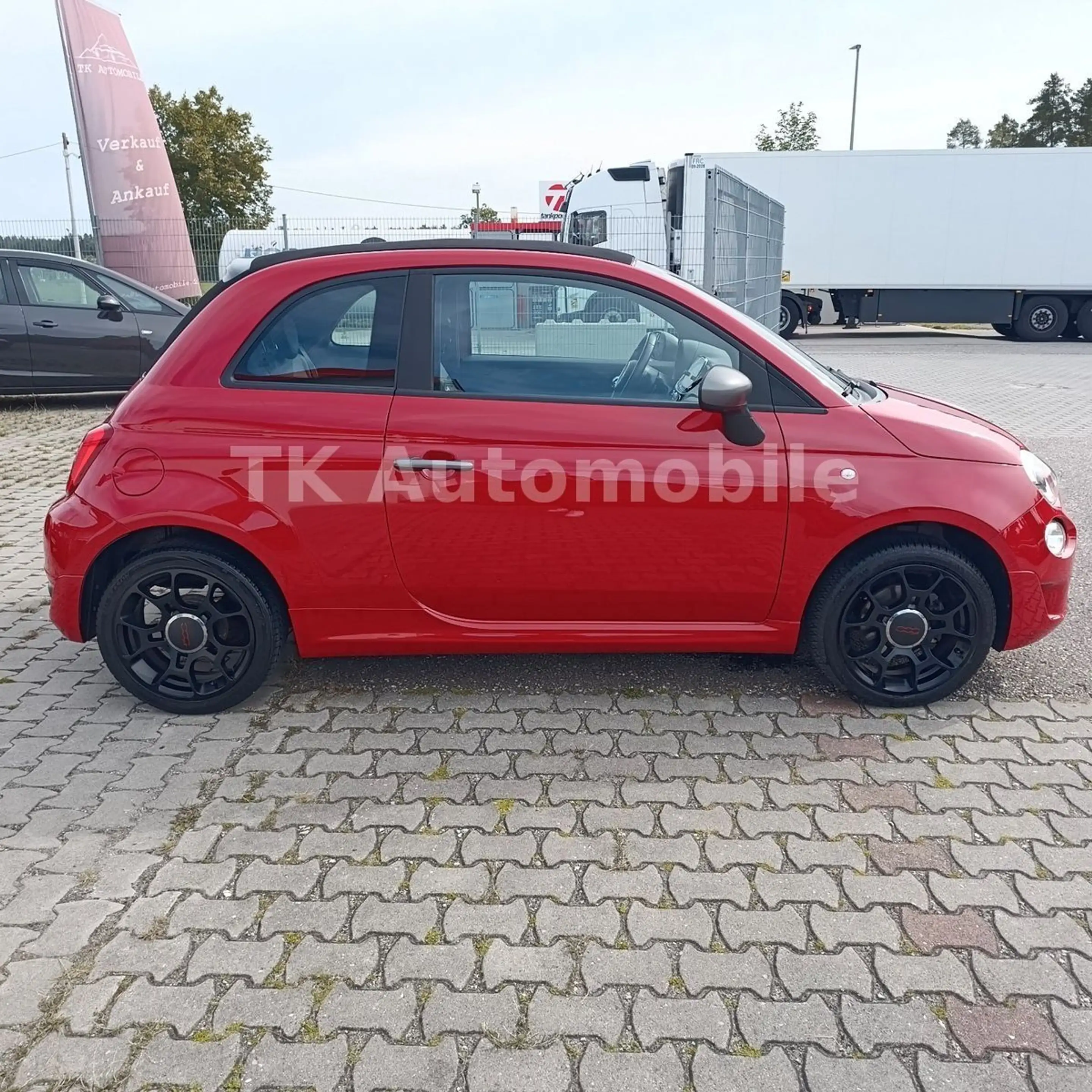 Fiat 500C 500 Neuwertiger Zustand!! — photo 4