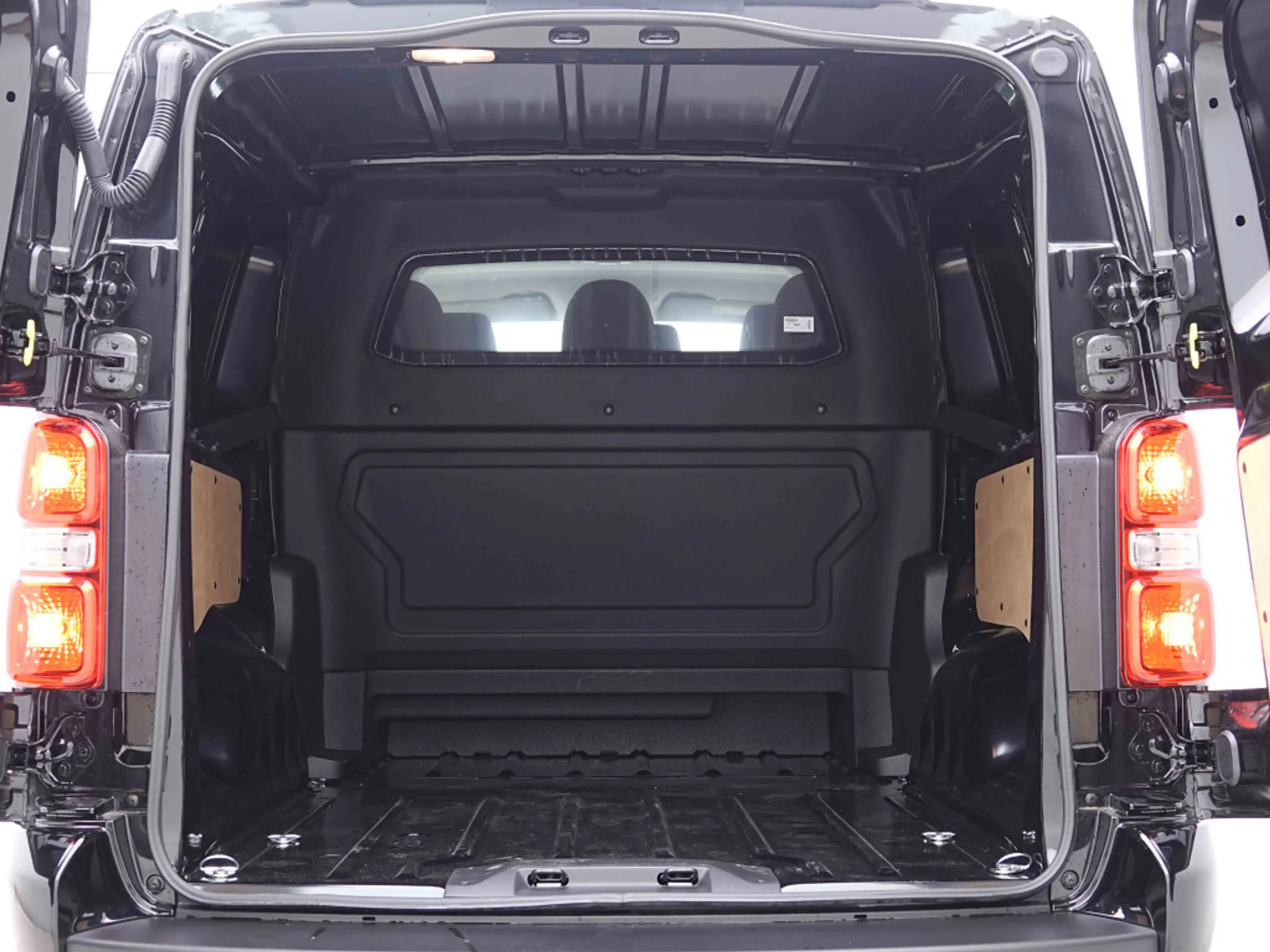 Citroen Jumpy Double Cab XL 2.2 HDi Aut 6 PL | Look Pack | LED | CAM — photo 6