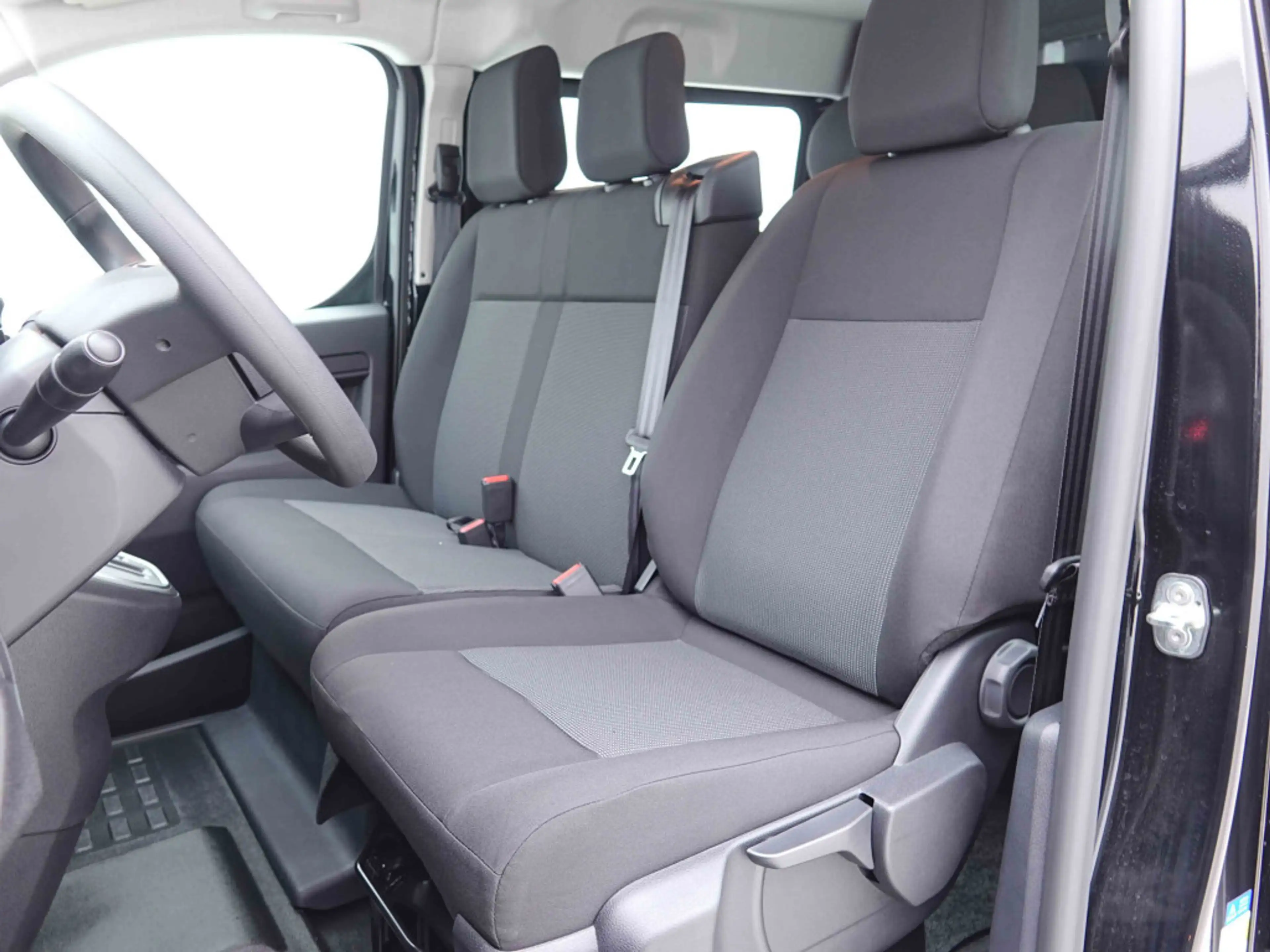 Citroen Jumpy Double Cab XL 2.2 HDi Aut 6 PL | Look Pack | LED | CAM — photo 7