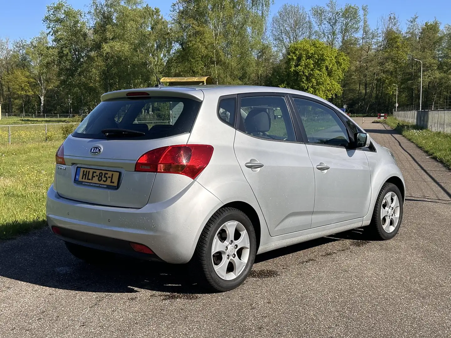 Kia Venga 1.6 CVVT X-tra | Automaat 🚗 | Lage km-stand |Hoge Grijs - 2