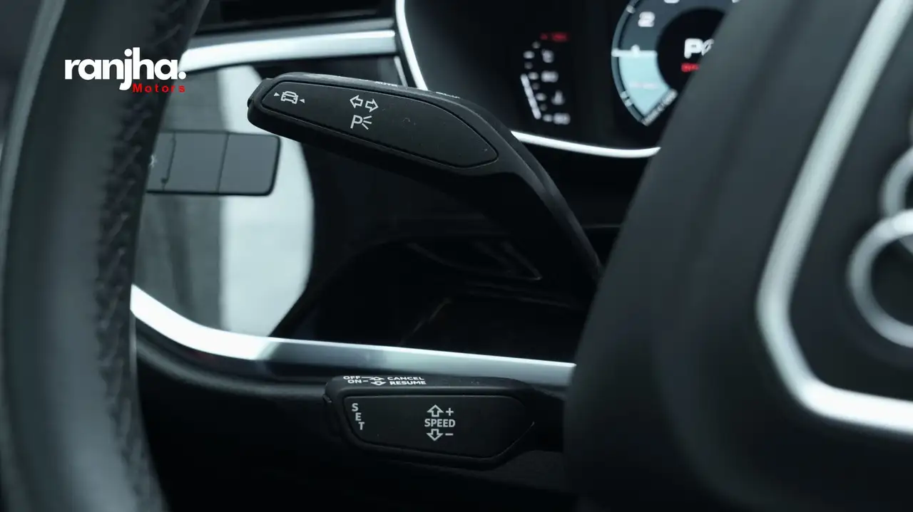 Audi Q3 снимка Audi Q3